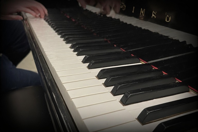 piano.jpeg