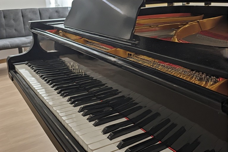 piano.jpeg